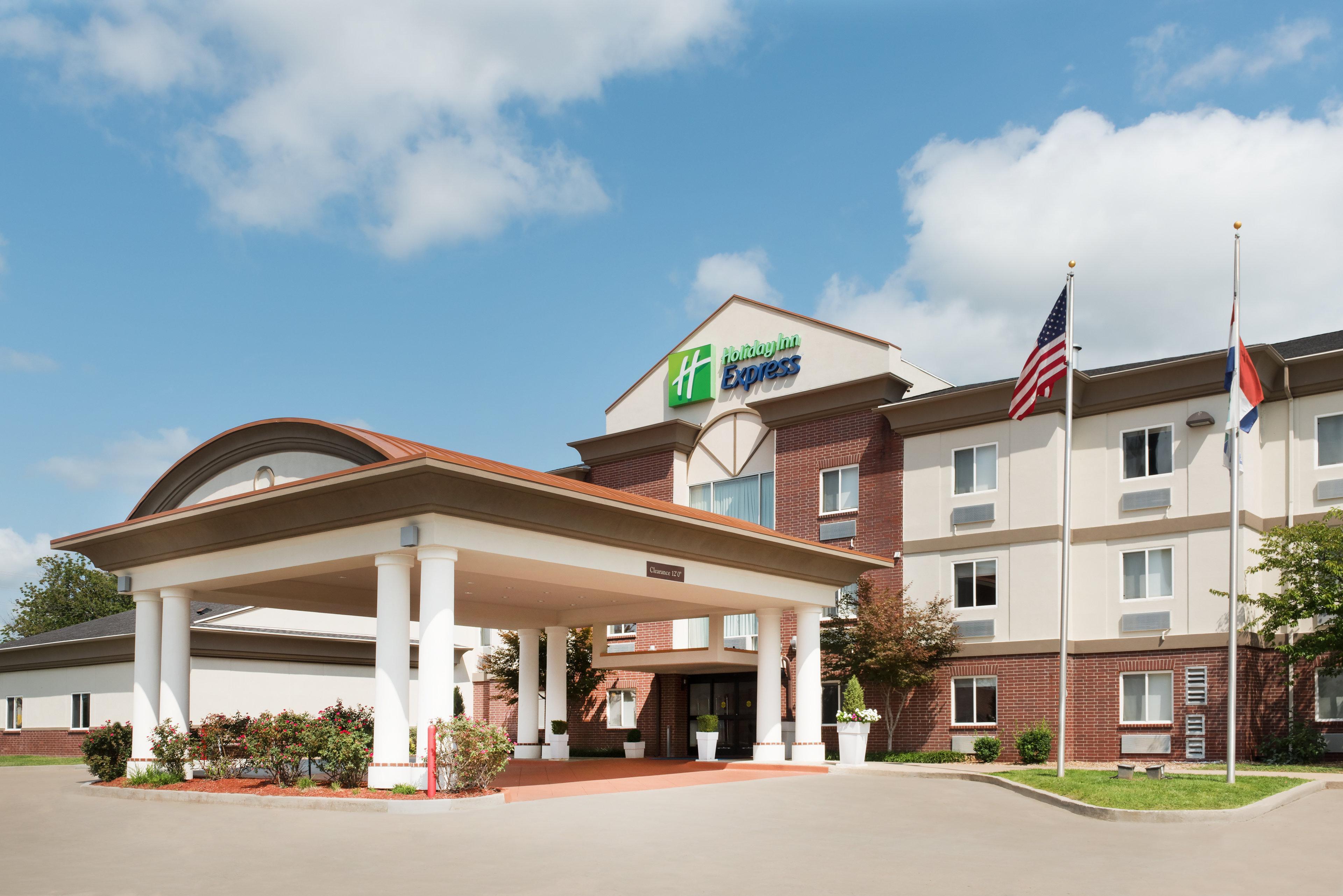 Holiday Inn Express Warrenton By Ihg Buitenkant foto